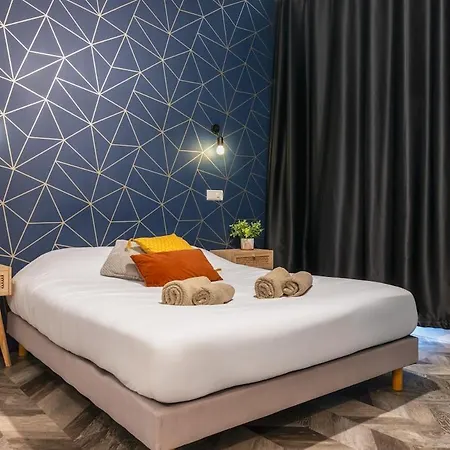 70m2 - 2 - Hyper Centre Apartment